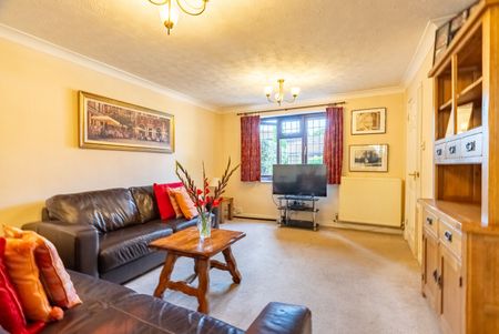 Available unfurnished from 17/04/2026 - Photo 2