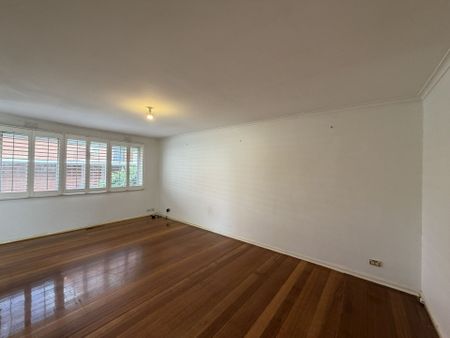 2 Bedroom Unit in Heart of Oakleigh - Photo 5