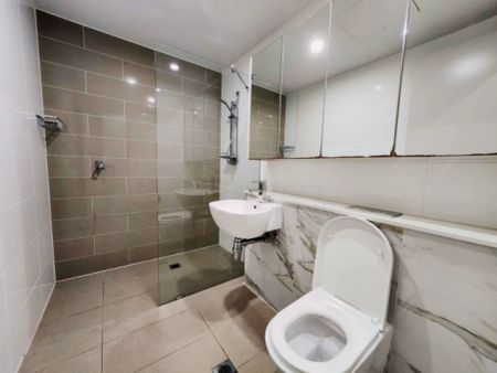 3 bed 2 bath - Photo 5