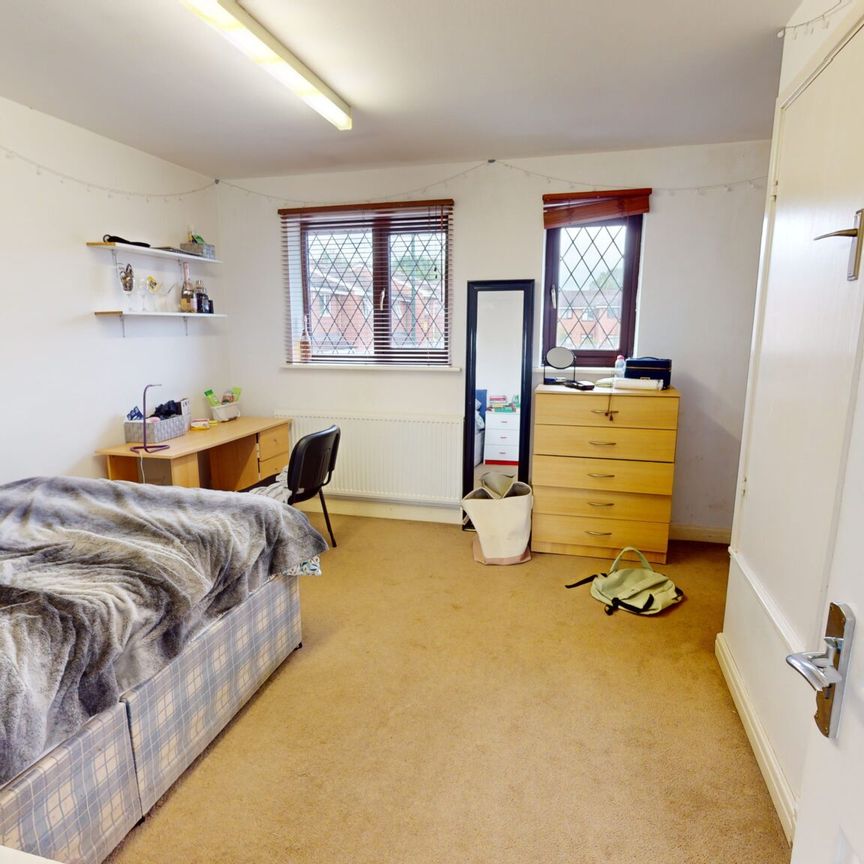Heeley Road Birmingahm - Photo 1