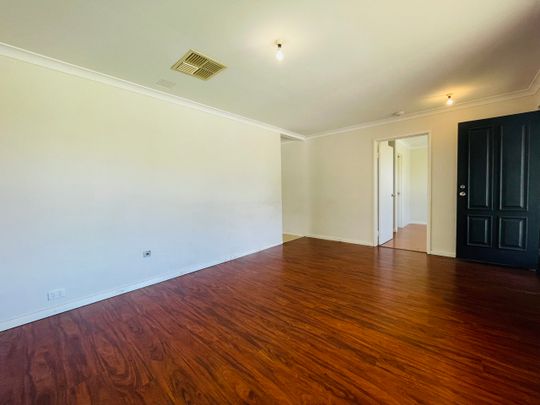 Spacious 4-Bedroom Home with Large Entertaining Area & Ducted Air! - Photo 1