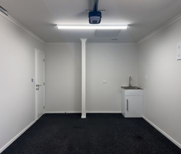 Near new two bedroom townhouse - Photo 5