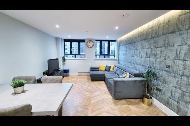 1 Bed Flat, Newhall Street, B3 - Photo 1