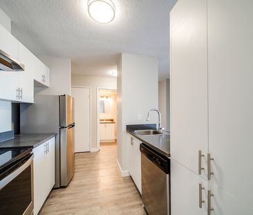 York Tower | 10030 114 Street, Edmonton - Photo 1