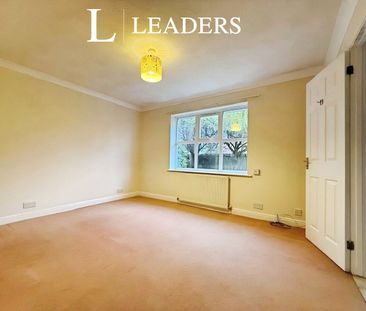 3 bedroom bungalow to rent Shire Avenue, Spalding, PE11 - Photo 5