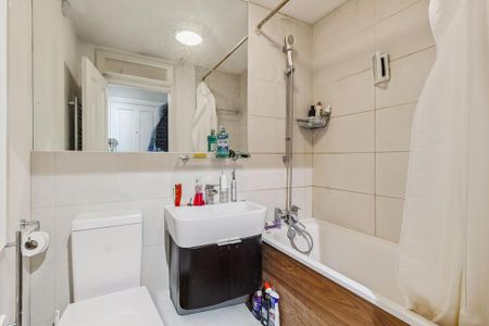 Studio to rent - Photo 3