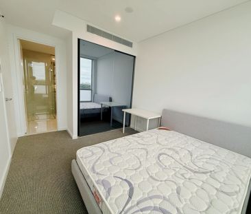 2 bed 2 bath-210 - Photo 3