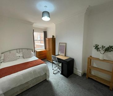 7 bedroom house to rent - Photo 3