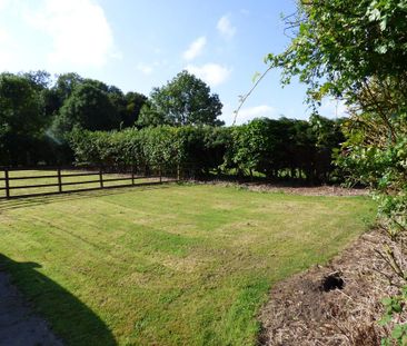 3 bedroom semi-detached house to rent - Photo 6