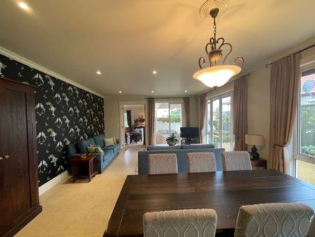 East Tamaki Heights - Photo 4