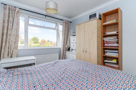 4 bedroom detached house to rent - Photo 5