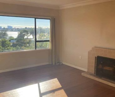 Brilliant City Views - Photo 5