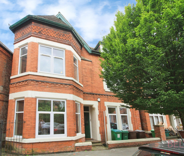 6 bedroom semi-detached house to rent - Photo 3