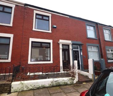 2 bedroom terraced house to rent - Photo 4