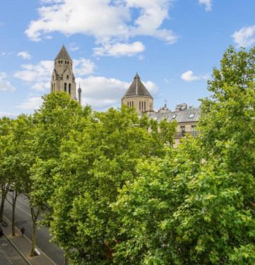 Appartement • Triangle d'Or - Photo 3