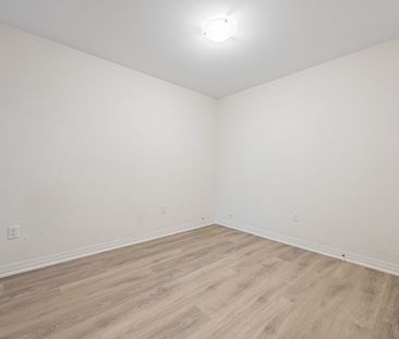 For Lease - 32 Emmas Way, Whitby, Ontario - Photo 6