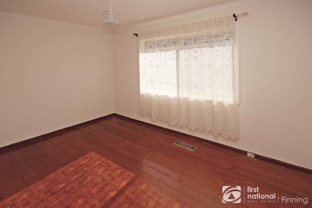 Spacious 3-Bedroom Family Home - Photo 5