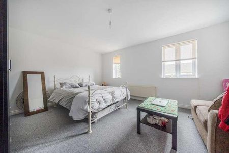 Bluebell Way, Carterton, OX18 - Photo 3