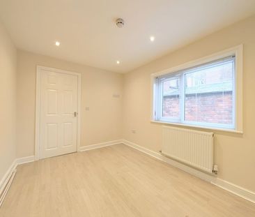 To Let – Upper Aughton Road, Southport – One Bedroom Ground Floor Flat - Photo 2