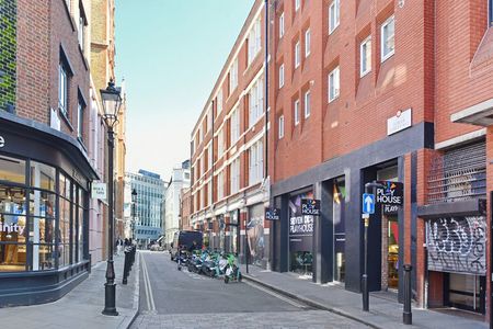 Long Acre - Photo 3