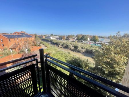 2 bedroom apartment to rent - Photo 4