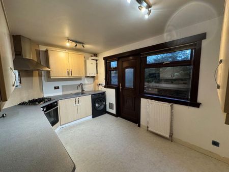 2 bedroom end of terrace house to rent - Photo 5