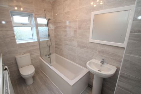 3 bedroom house to rent - Photo 3