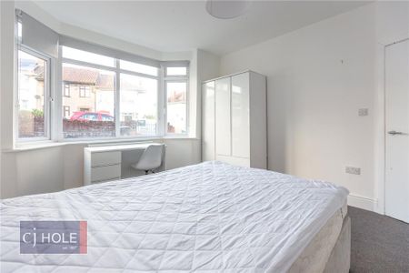 4 bedroom terraced house to rent - Photo 4