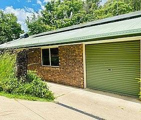 Private and Peaceful in Yandina - Photo 2