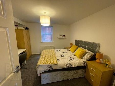 Apt 1-2a Eglantine Gardens, BT96EZ, Belfast - Photo 5