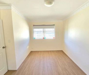 1/196 Botany Street Kingsford - Photo 2