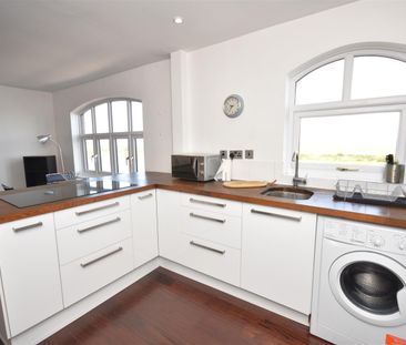 South Pier Road, Ellesmere Port - Photo 5