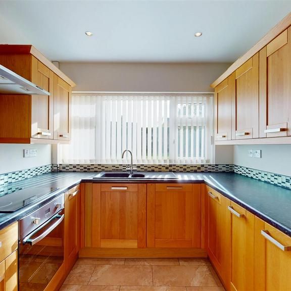 3 bedroom detached house to rent - Photo 1