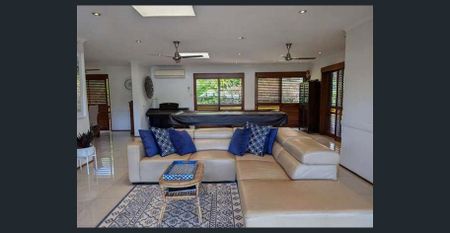 EDMONTON'S BEST KEPT SECRET - Photo 3