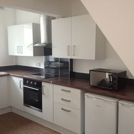 Emmanuel Street, Preston - Photo 3