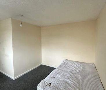 6 bedroom house of multiple occupation to rent - Photo 4