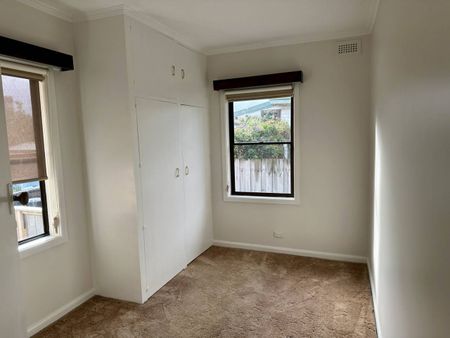 Neat Home In Perfect Location - Photo 3