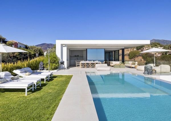 Luxury Villa for rent in Benahavís, Spain