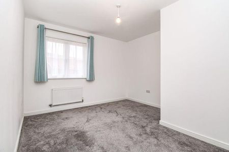 2 bedroom coach house to rent - Photo 4