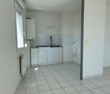 Location Appartement 3 pièces 60m² PORTES LES VALENCE 26800 - Photo 4