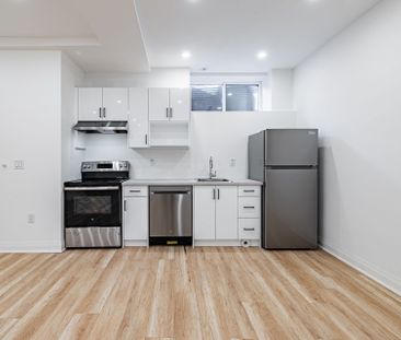 For Lease - 11 Craig Crescent Unit# Lower, Toronto, Ontario - Photo 5