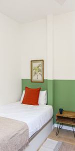 Calle del Doctor Esquerdo, Madrid, Community of Madrid 28028 - Foto 3