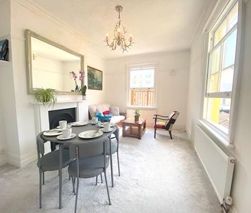 2 bedroom apartment to rent - Photo 2