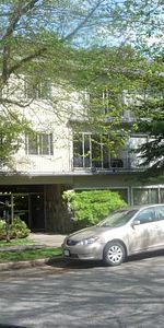 1 BEDROOM WALK TO SANDY KITS BEACH - Photo 3