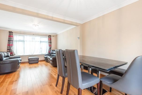 4 bedroom house to rent - Photo 1