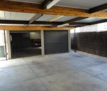 Lovely Three Bedroom home in the hear of Grange! - Photo 4