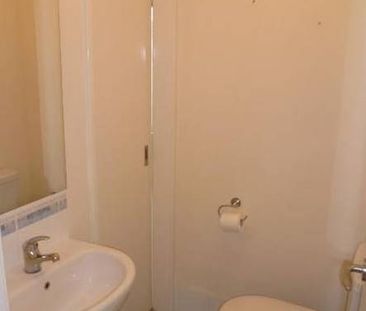 Quiet Villa Prime Location - Photo 3