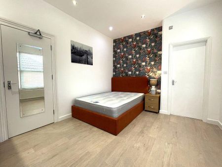 1 bedroom in a house share to rent - Photo 4