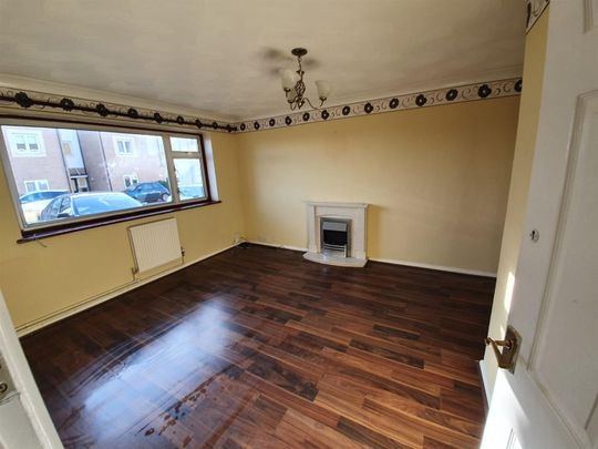 Hobart Close, Chelmsford - Photo 1