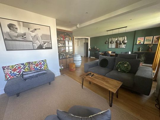 Appartement 4 pièces meublé- Chatou - Europe, - Photo 1